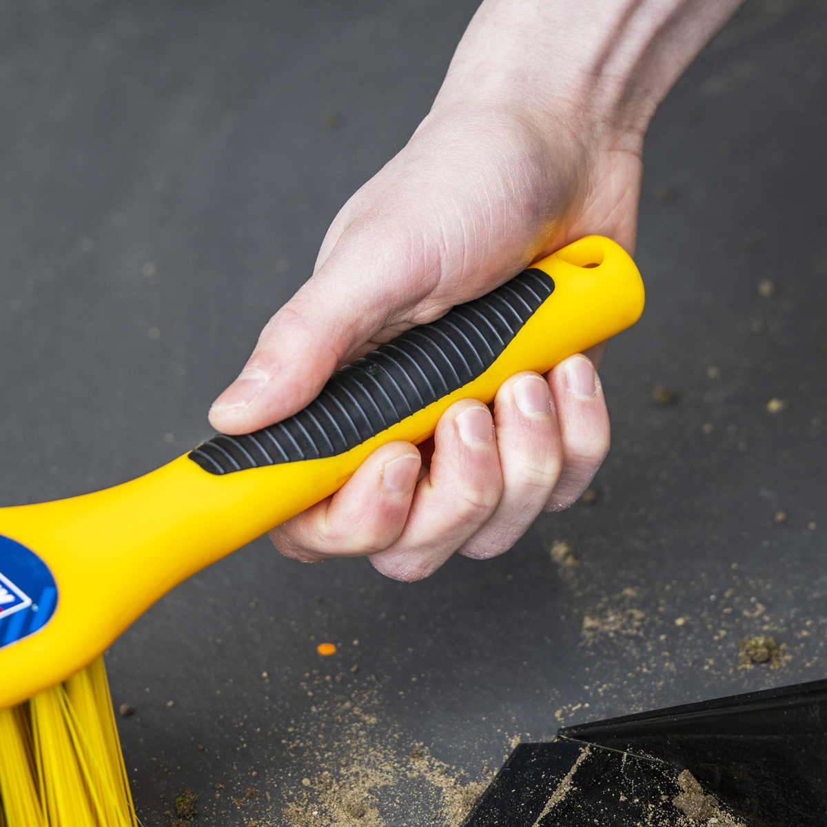 Sealey BM04HX Yard Dustpan & Brush Set