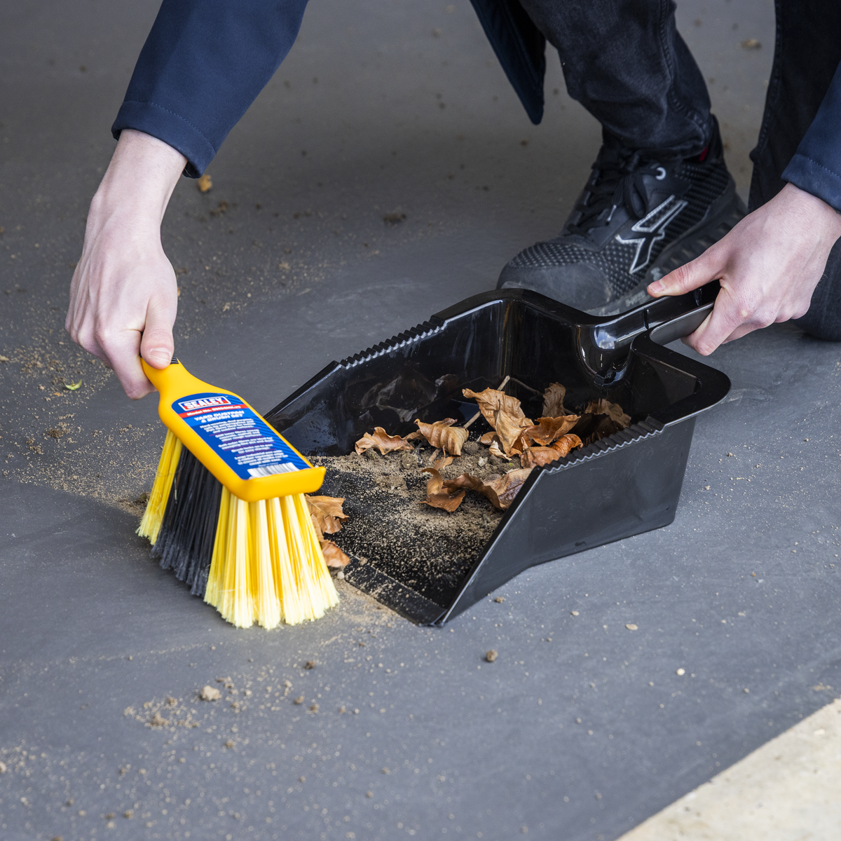 Sealey BM04HX Yard Dustpan & Brush Set