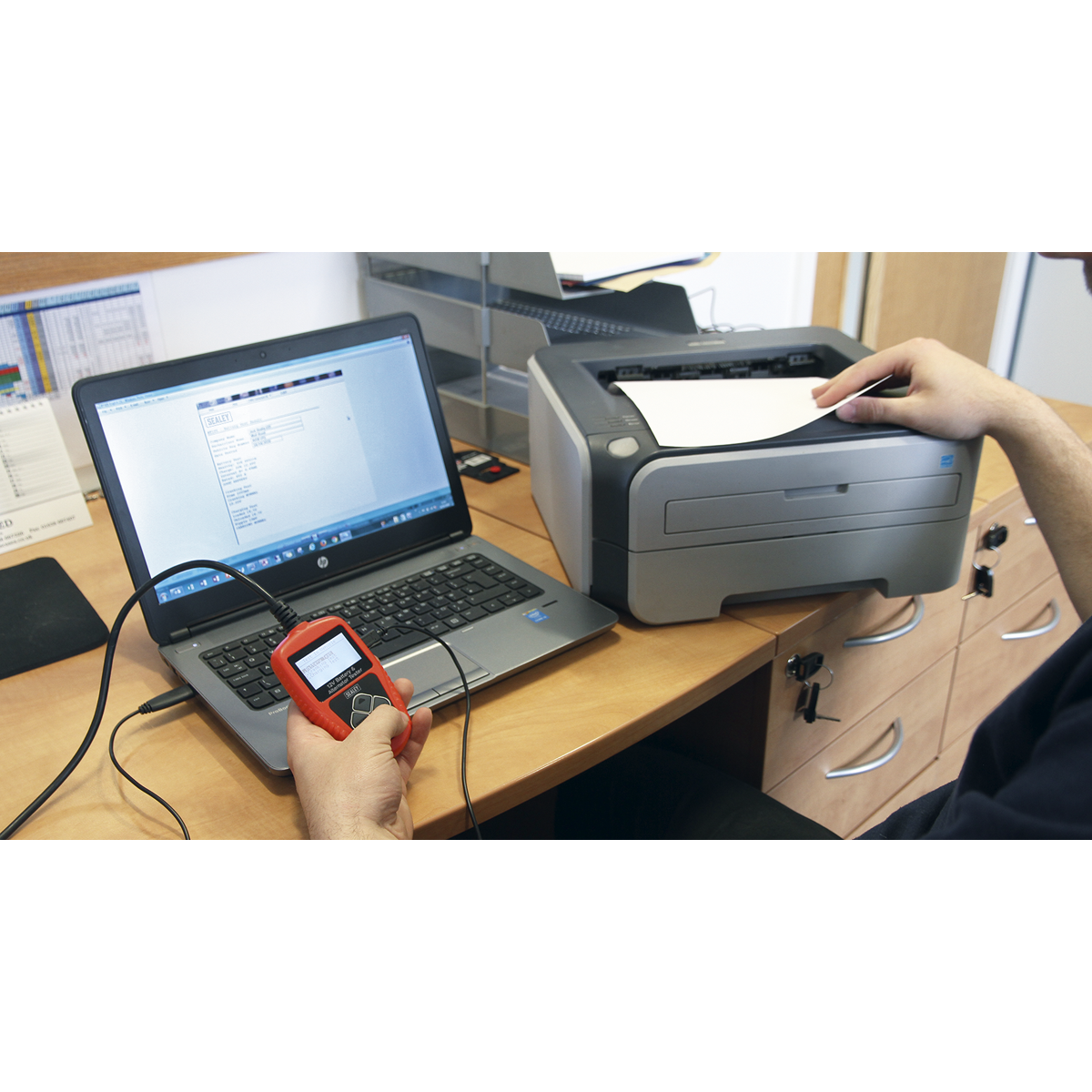 Sealey BT105 Digital Battery & Alternator Tester 12V