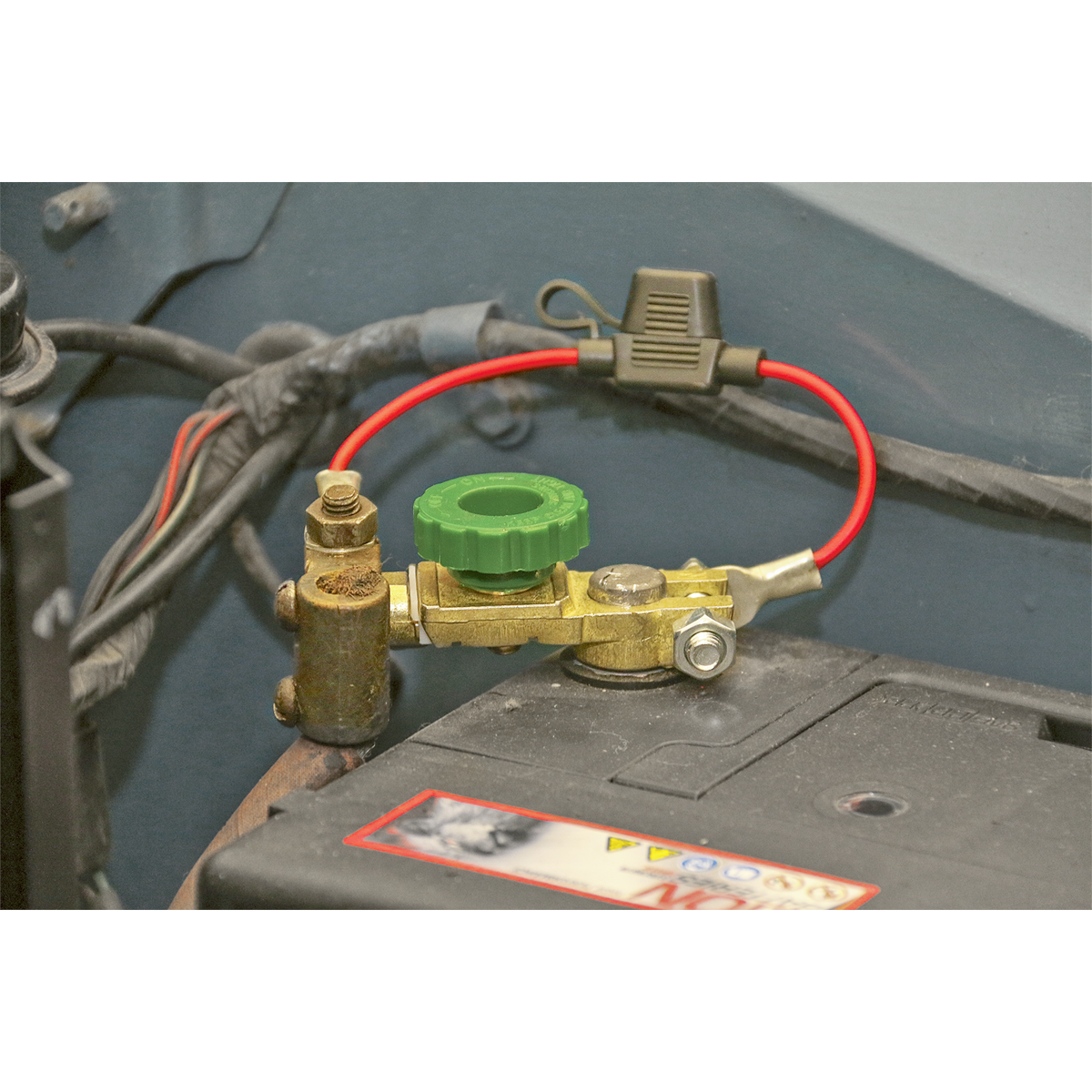 Sealey BTANT1224V Battery Isolator Terminal & Fuse Holder 12-24V
