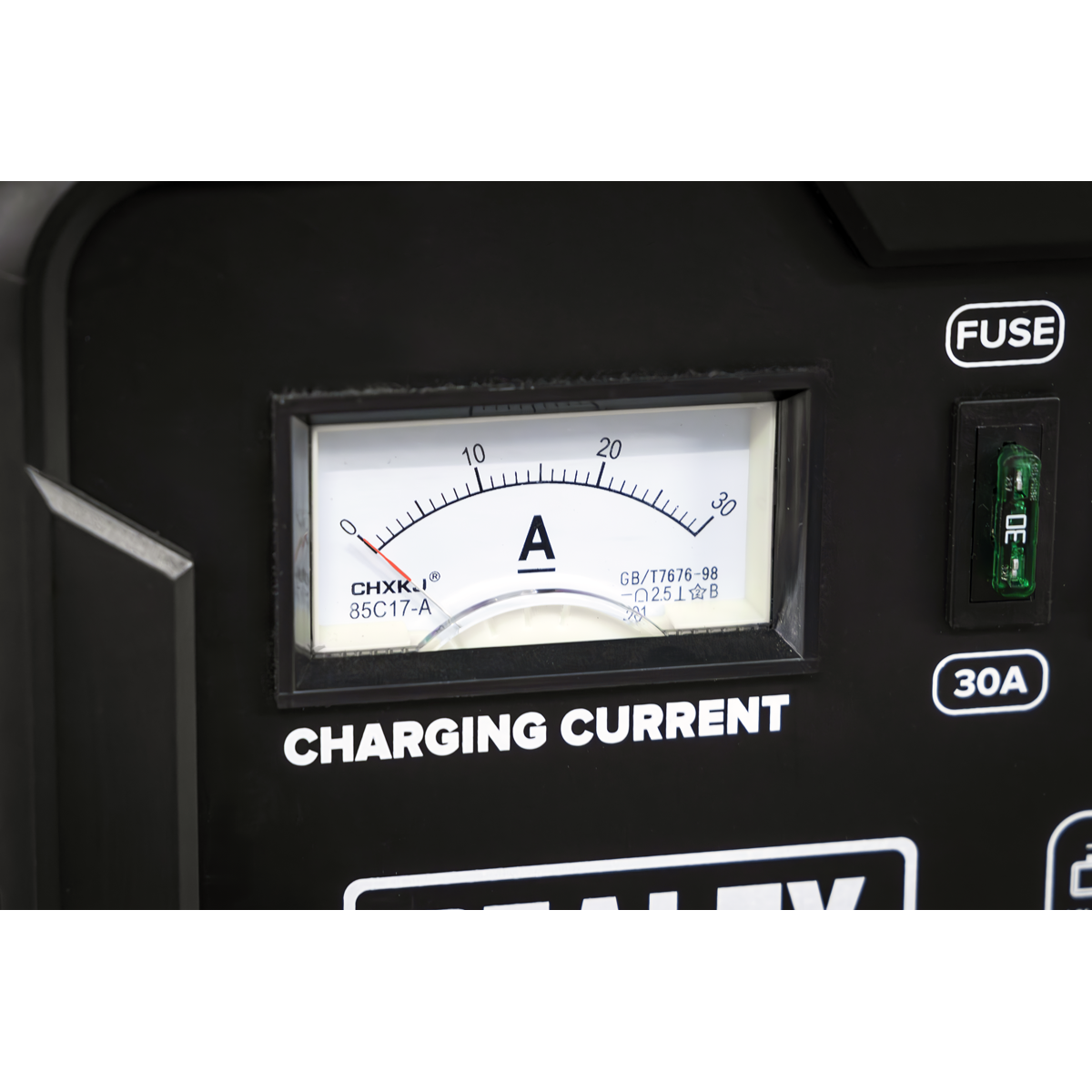 Sealey CHARGE115 12/24V Battery Charger 19A 230V