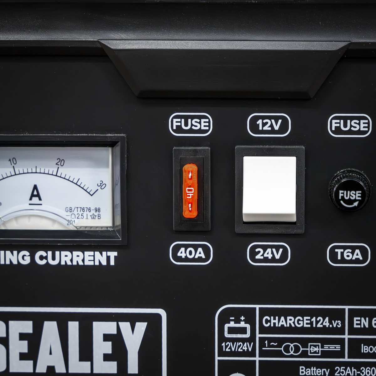 Sealey CHARGE124 12/24V Battery Charger 28A 230V
