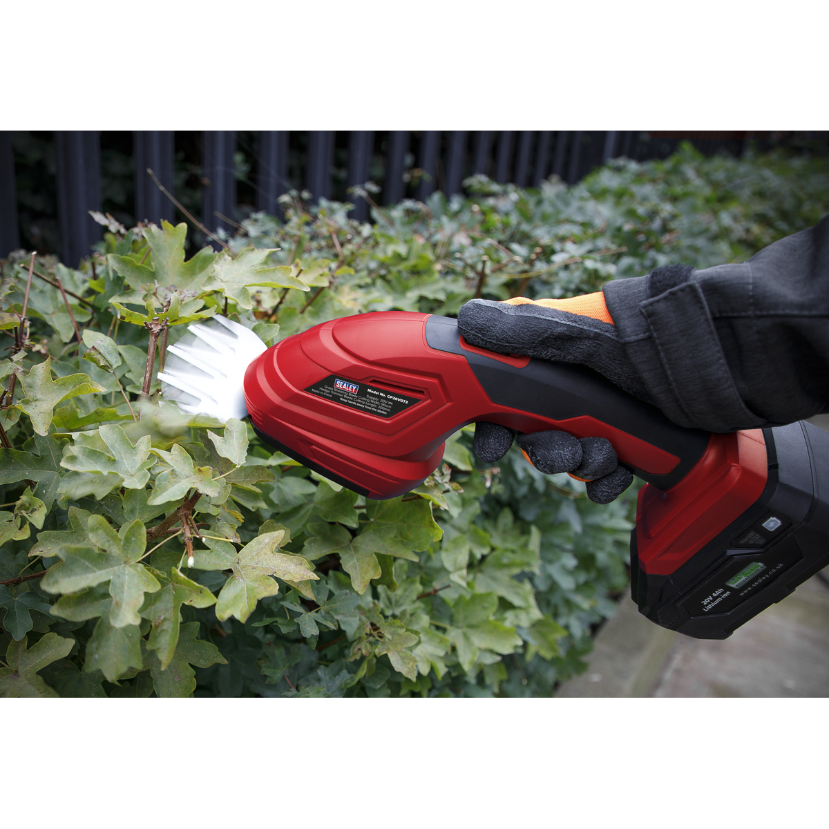 Sealey CP20VCOMBO14 2 x SV20 Series Cordless Power Tool Gardening Kit 20V - 2 Batteries