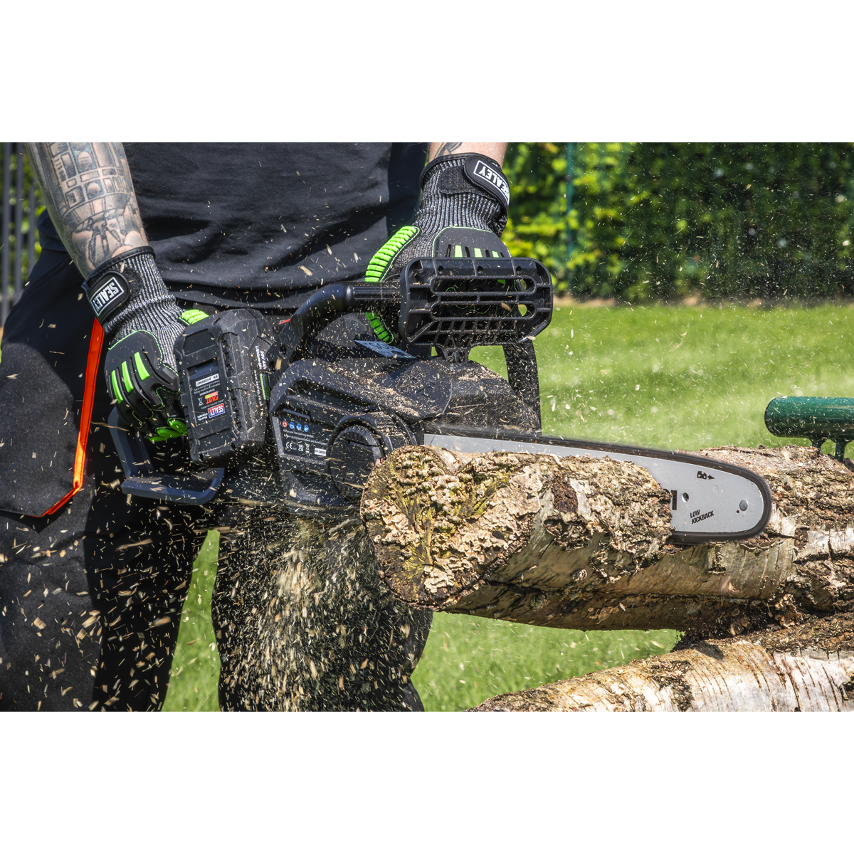 Sealey CP40VCS SV20 Series 35cm Cordless Chainsaw 40V - Body Only