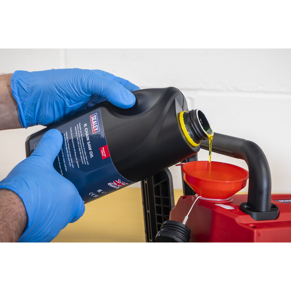 Sealey CSO1L Chainsaw Oil 1L