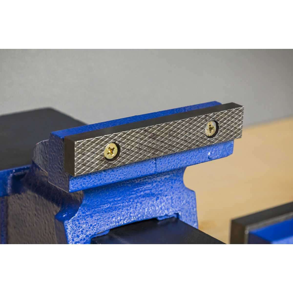 Sealey CV125XT Professional Heavy-Duty Fixed Base Vice 125mm