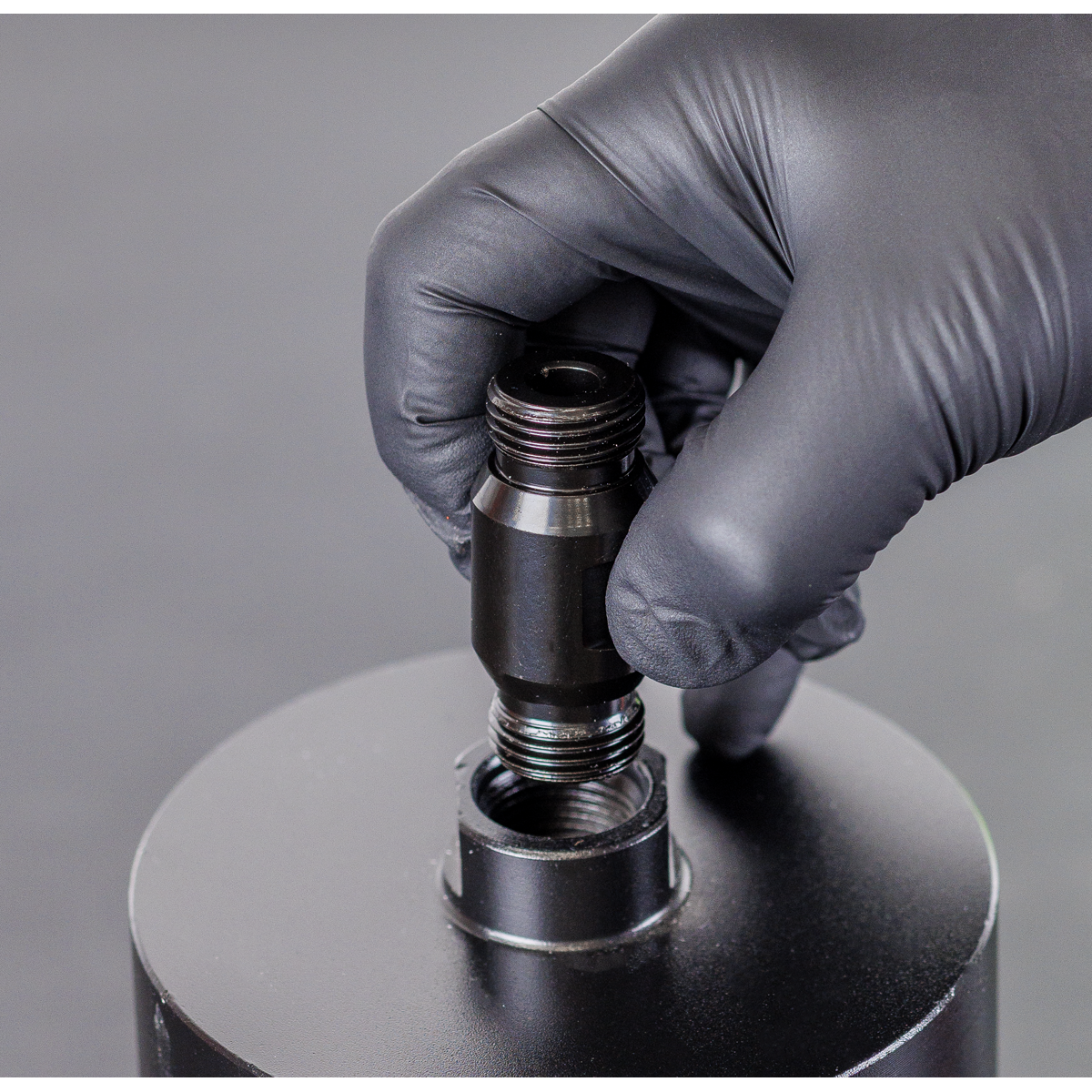 Sealey DCD01 Diamond Core Drill Adaptor with Through Hole 1/2"BSP Male to 1/2"BSP Male