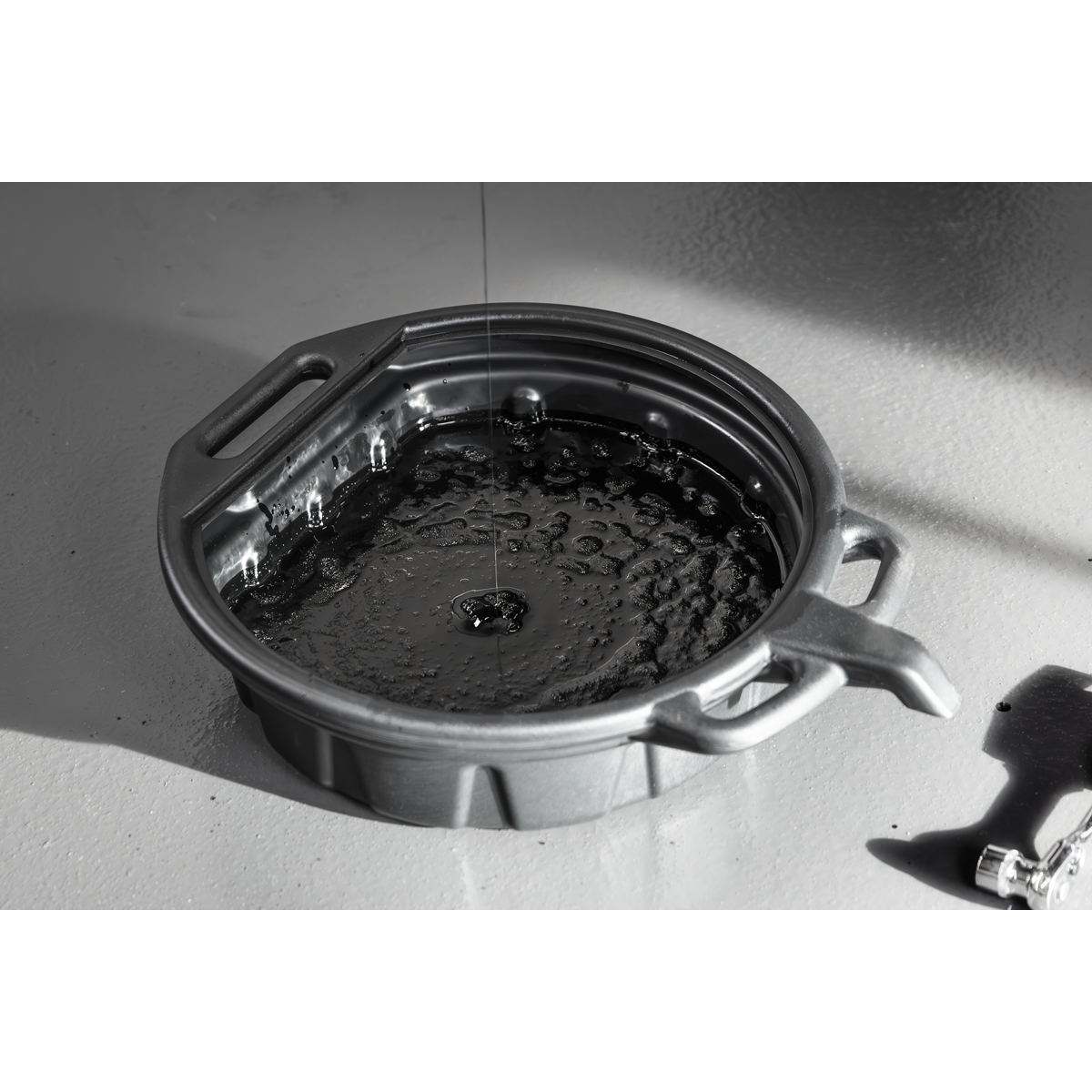 Sealey DRP02 Oil Drain Pan 7.6L