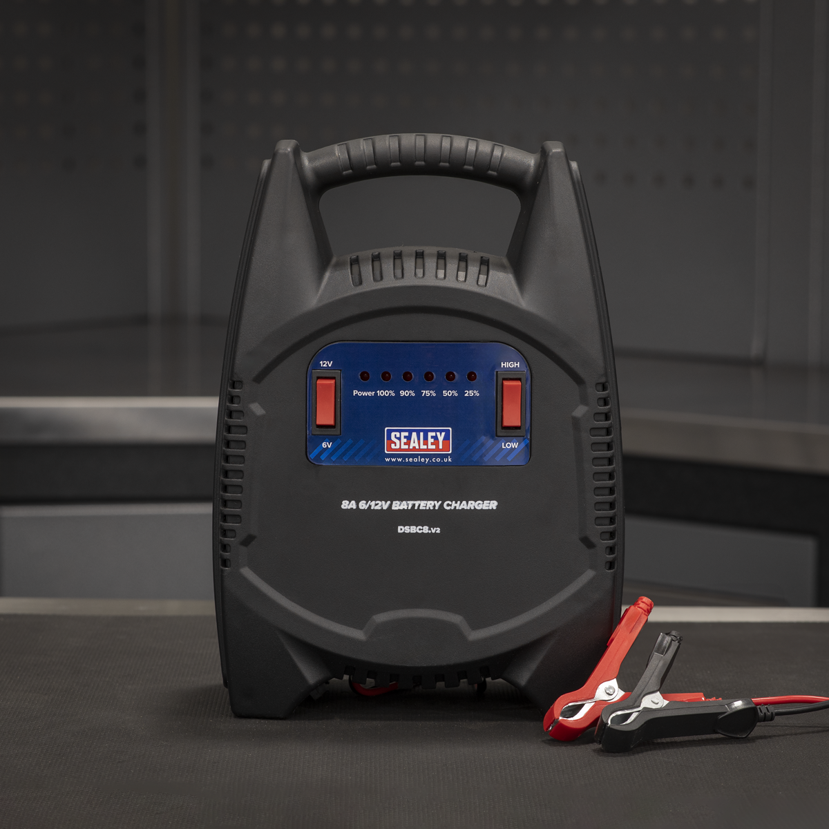 Sealey DSBC8 8A 6/12V Battery Charger 230V