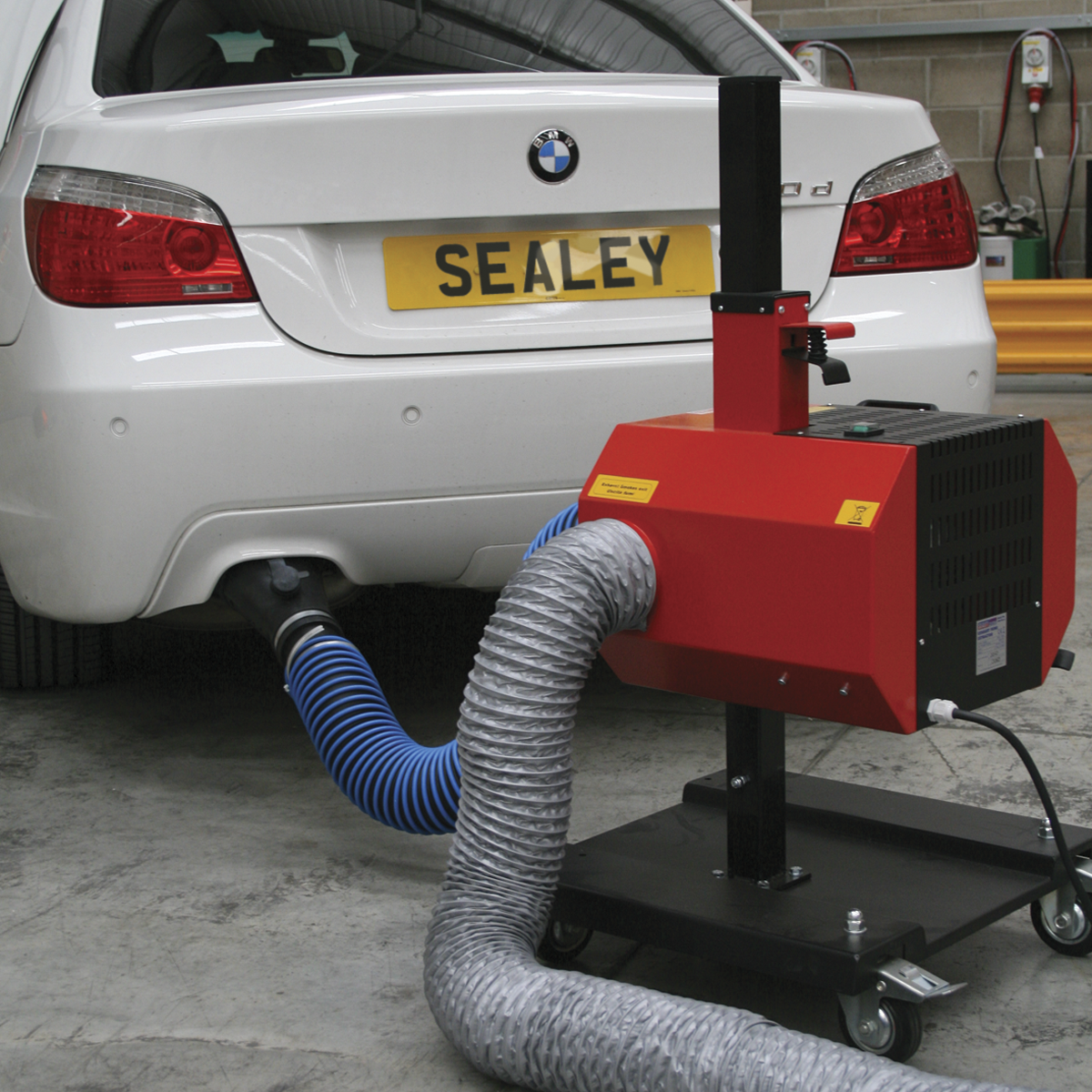 Sealey EFS/93 Exhaust Fume Extractor with 6m Ducting