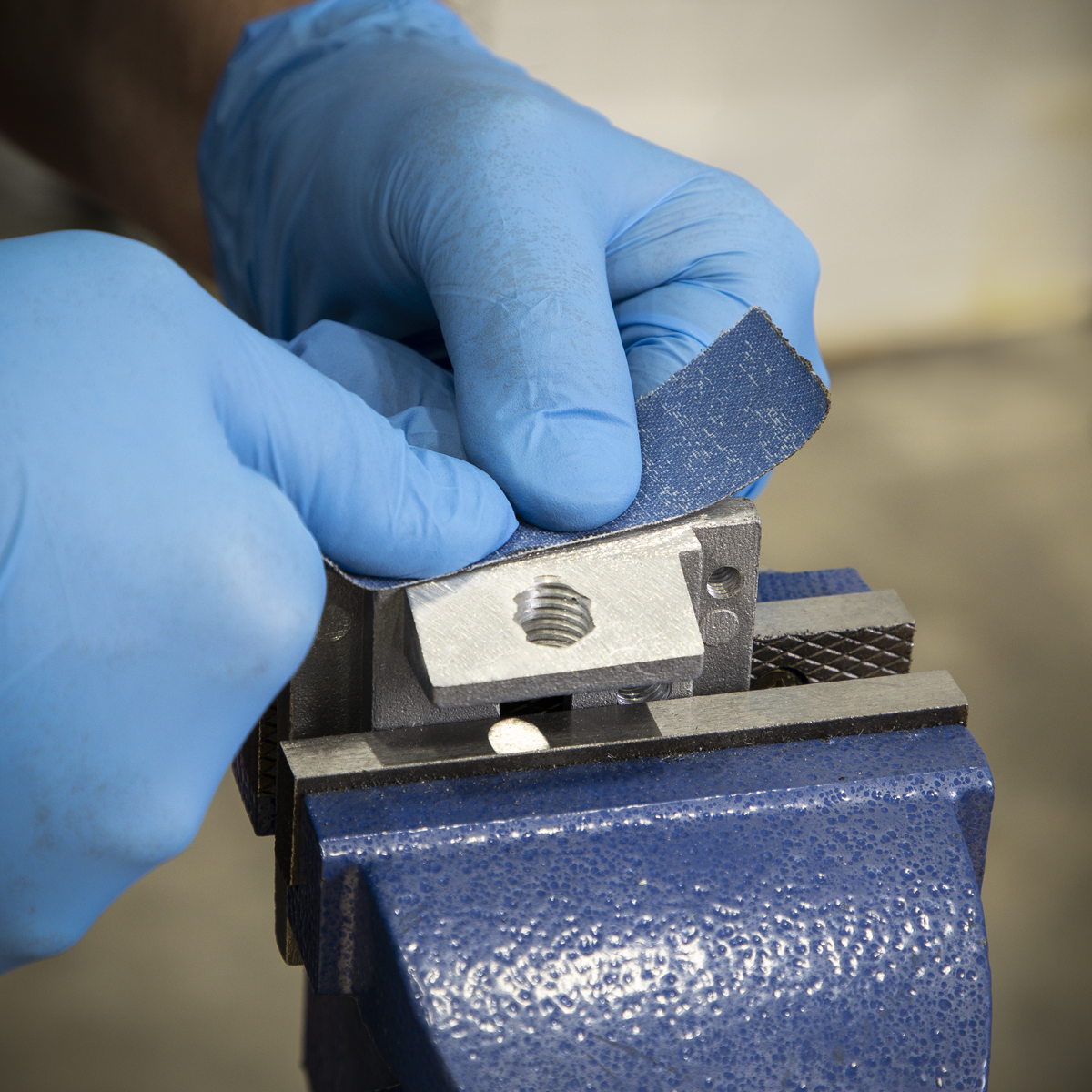 Sealey ER252580 Emery Roll 80Grit 25mm x 25m - Blue Twill