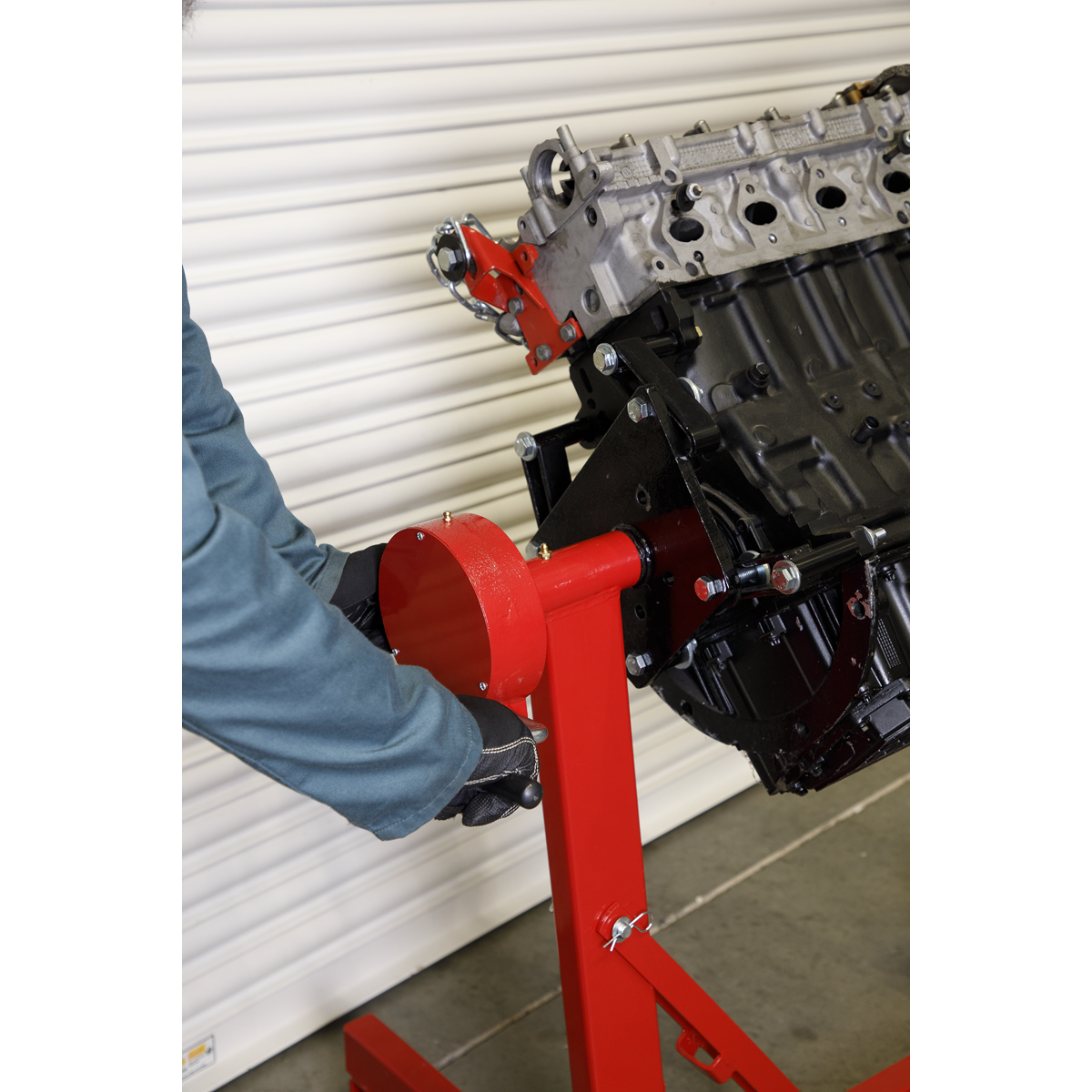 Sealey ES480D Folding 360º Rotating Engine Stand with Geared Handle Drive 450kg Capacity