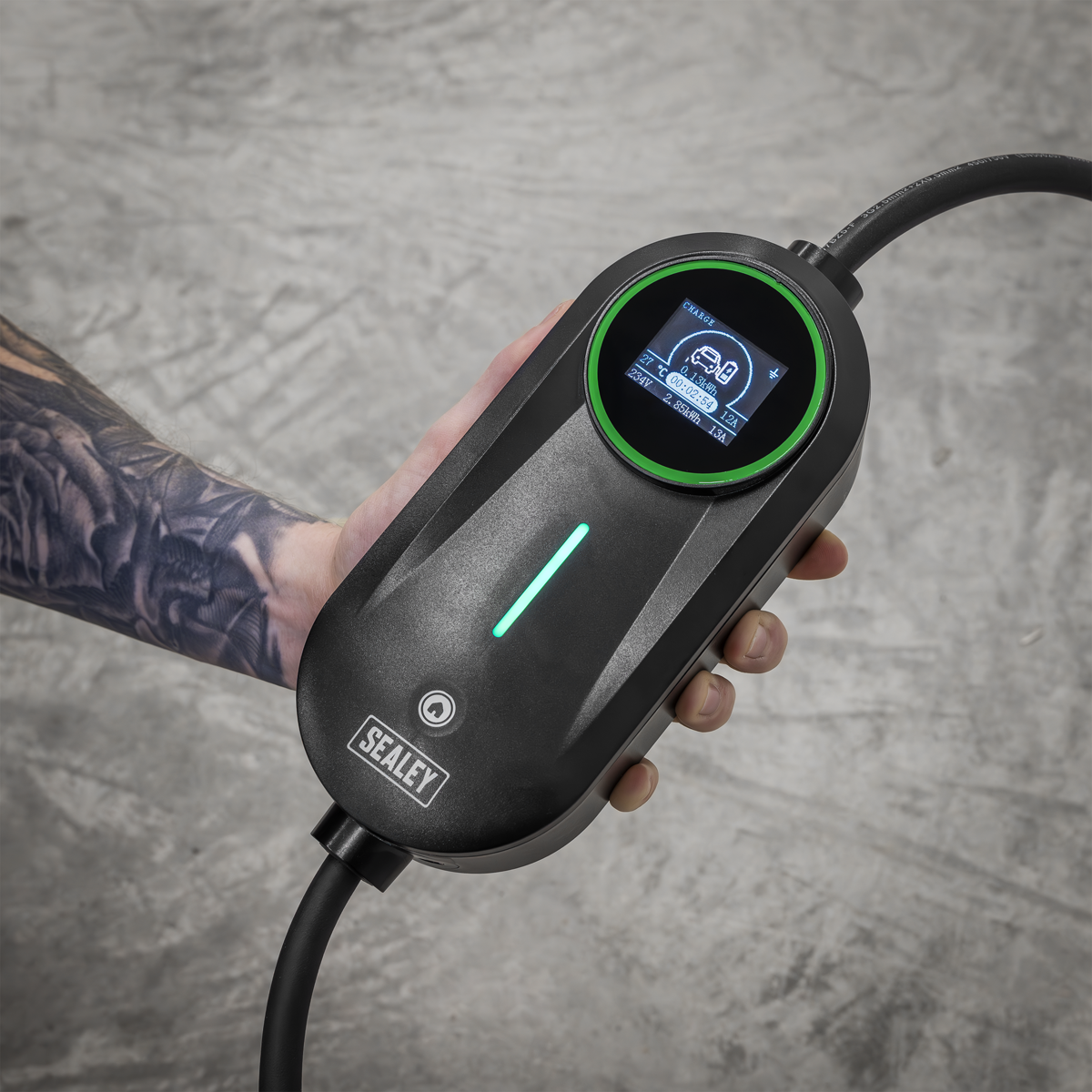 Sealey EVAC2 5m Adjustable (3.5kW) Type 2 to UK 3-Pin Plug Portable EV Charger