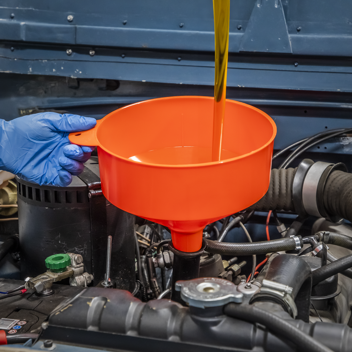 Sealey F3 Fixed Spout Funnel with Filter 250mm - Large