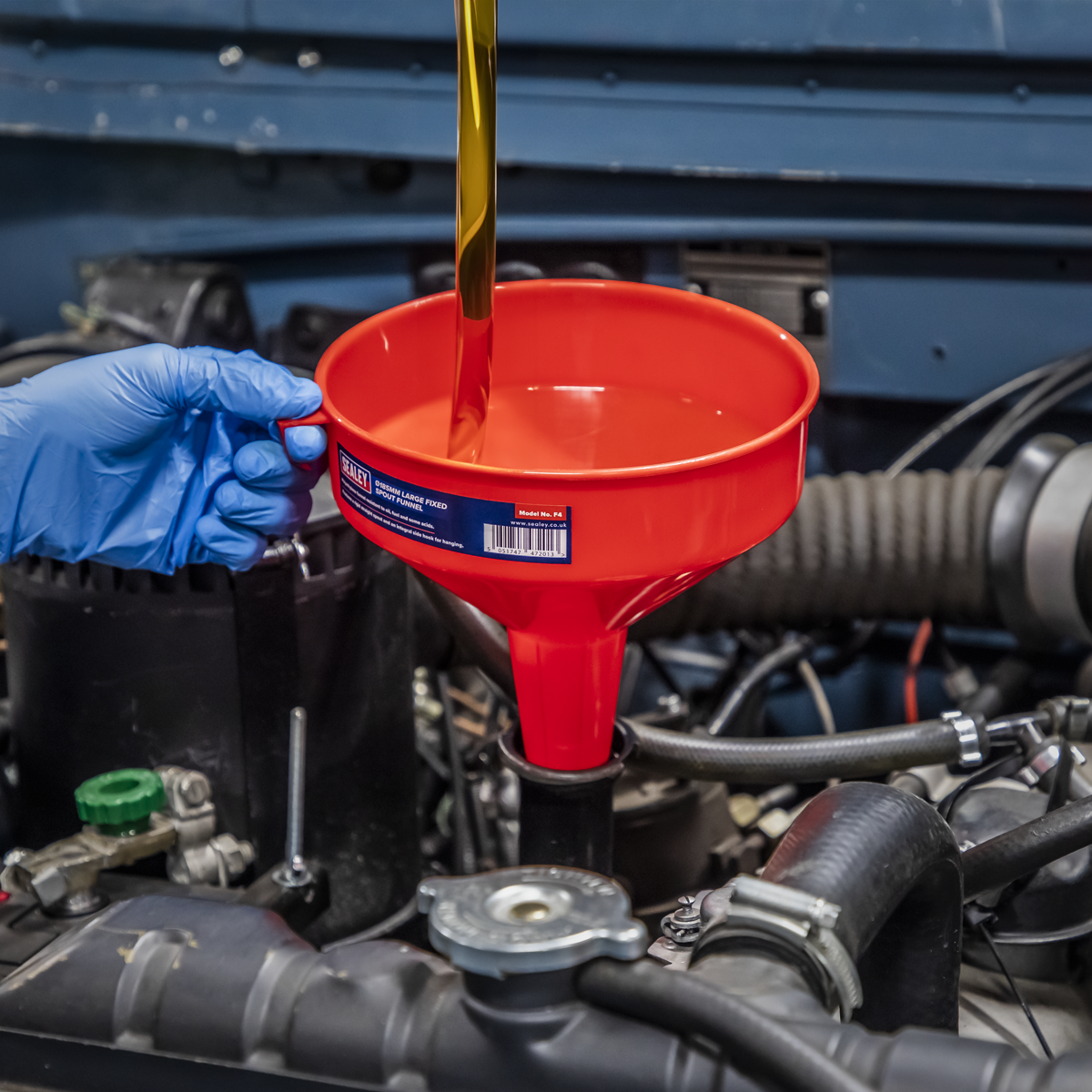 Sealey F4 Fixed Spout Funnel 185mm - Medium