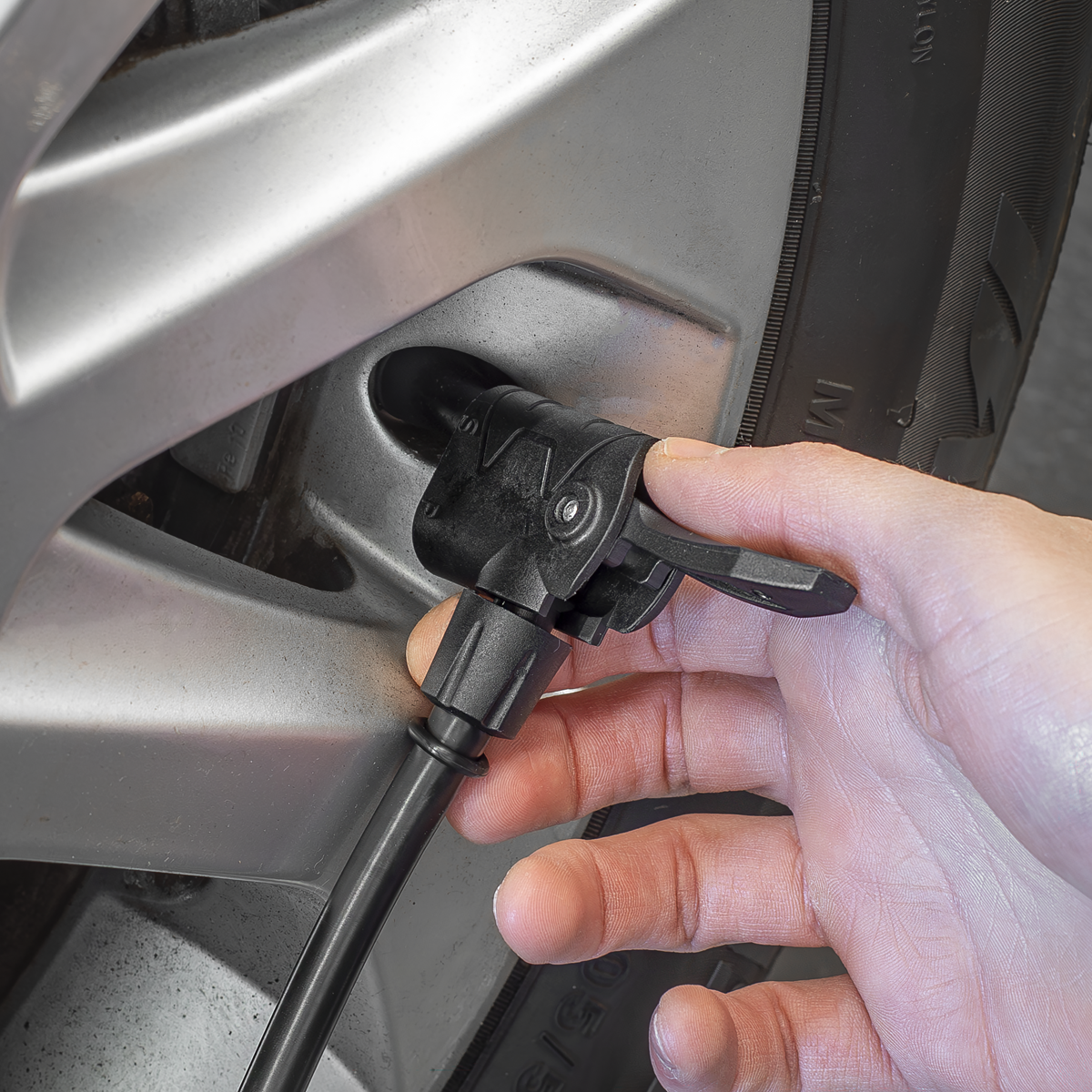 Sealey FP9D Twin Barrel Digital Foot Pump