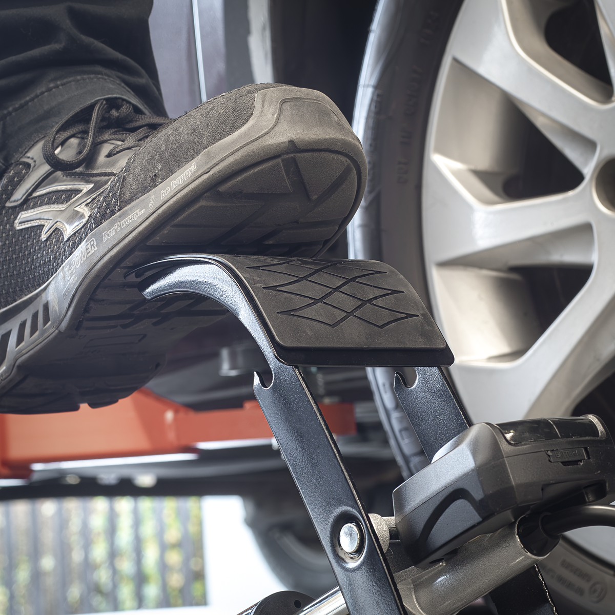 Sealey FP9D Twin Barrel Digital Foot Pump