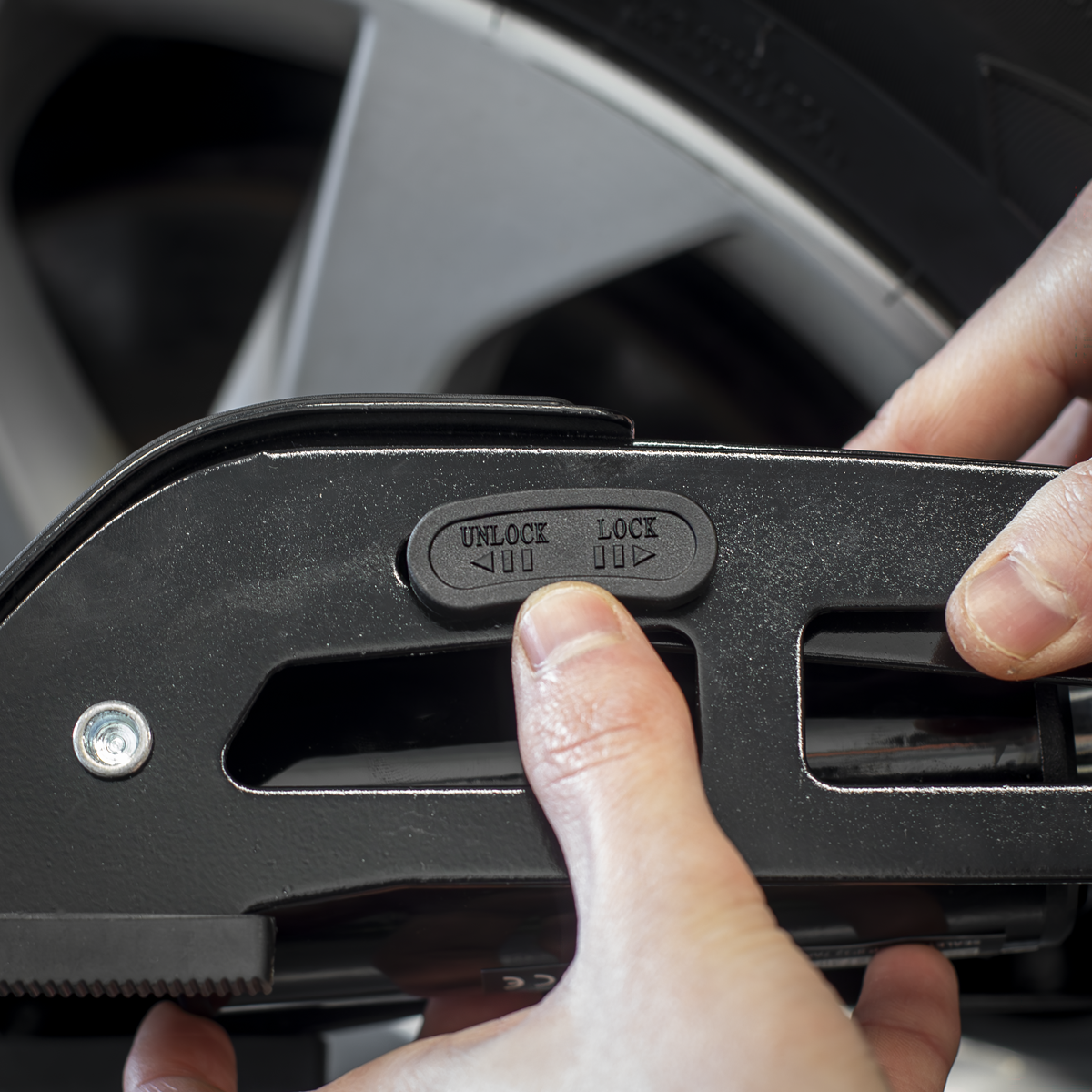 Sealey FP9D Twin Barrel Digital Foot Pump