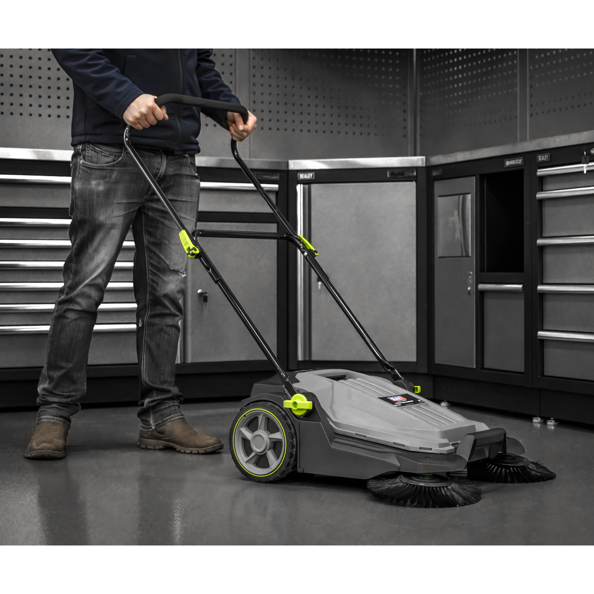 Sealey FSW70 Floor Sweeper 650mm