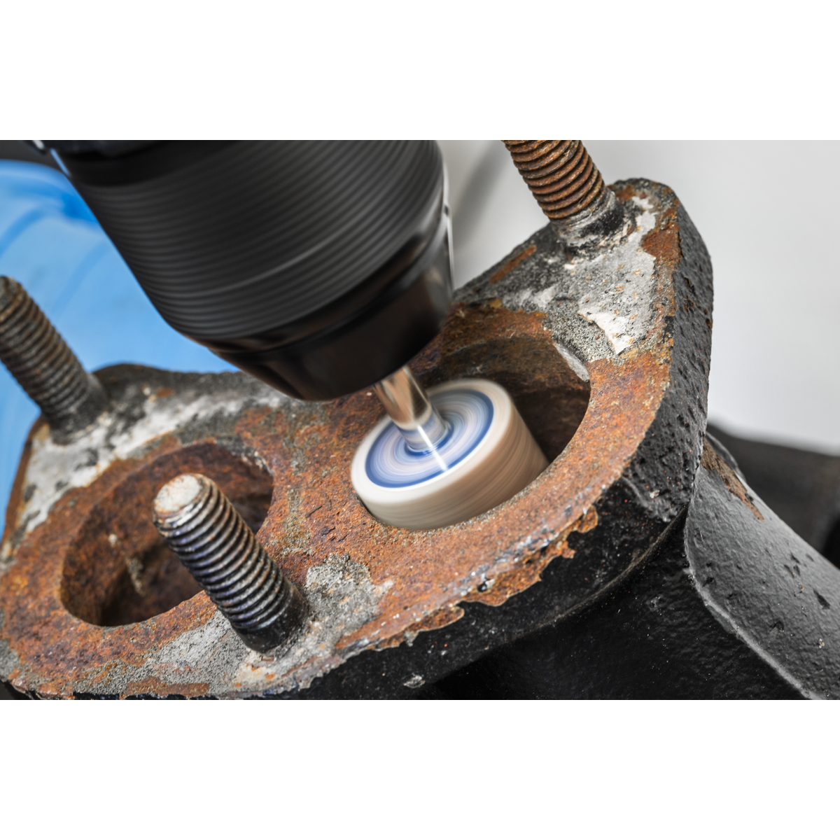 Sealey FW2520ASS 25 x 20mm Abrasive Flap Wheel with 6mm Shaft Assorted Grit - Pack of 5