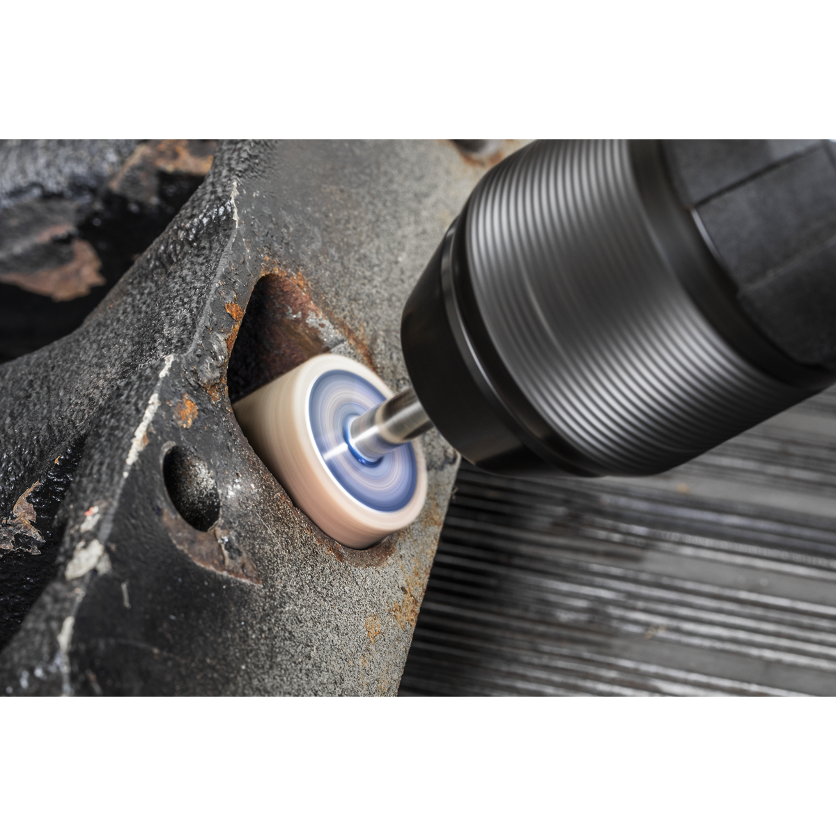 Sealey FW2520ASS 25 x 20mm Abrasive Flap Wheel with 6mm Shaft Assorted Grit - Pack of 5