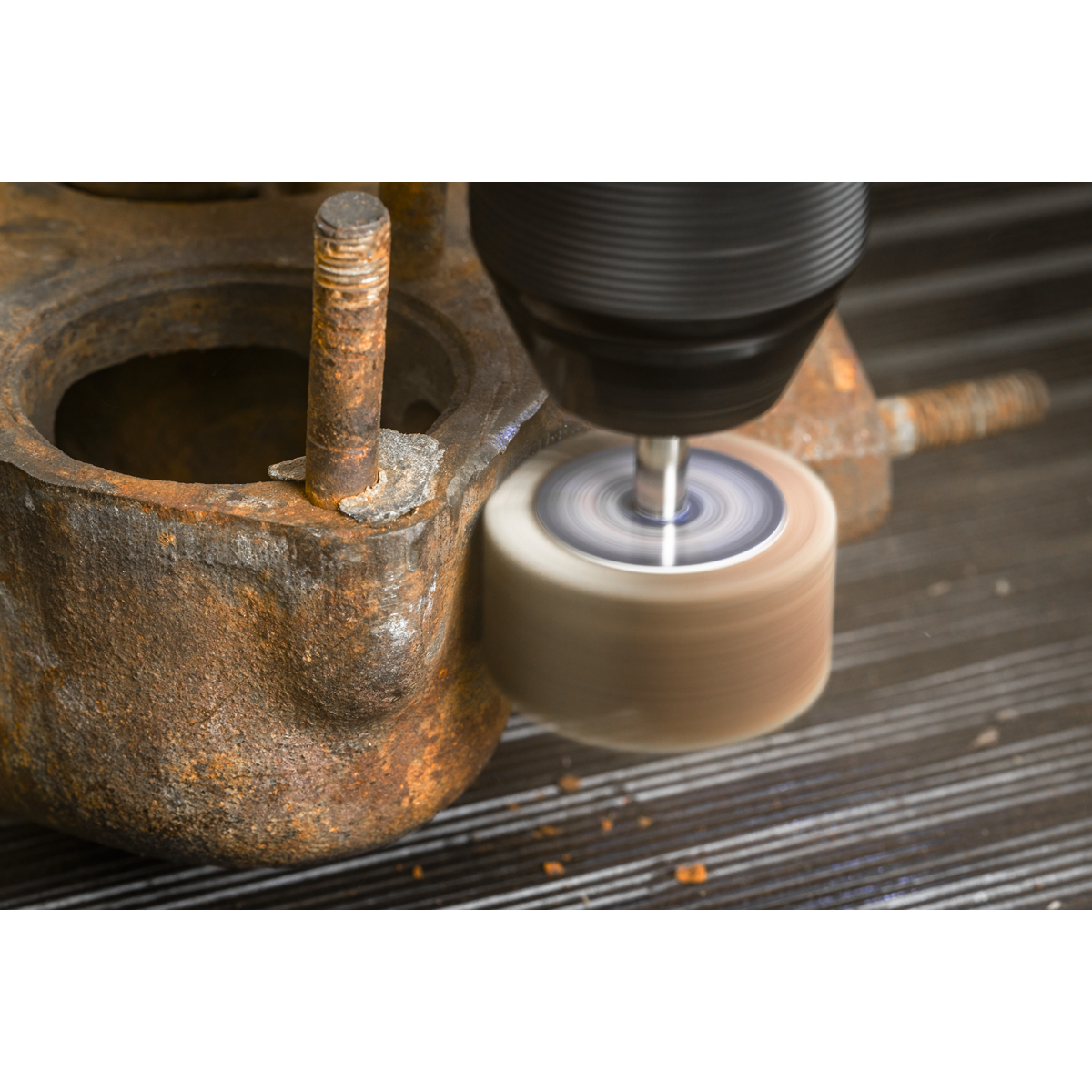 Sealey FW4020805 40 x 20mm Abrasive Flap Wheel with 6mm Shaft 80Grit - Pack of 5