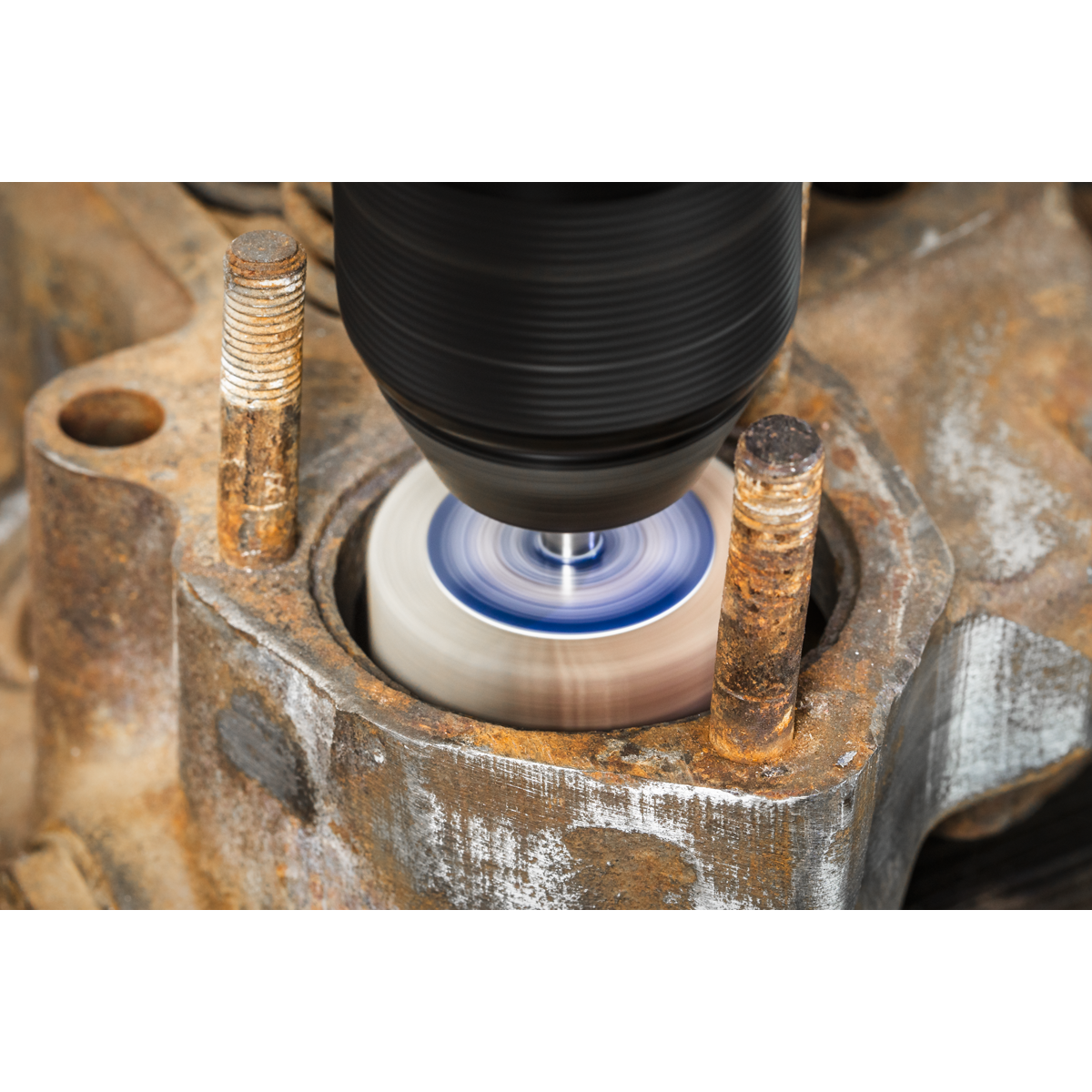Sealey FW4030ASS 40 x 30mm Abrasive Flap Wheel with 6mm Shaft Assorted Grit - Pack of 5