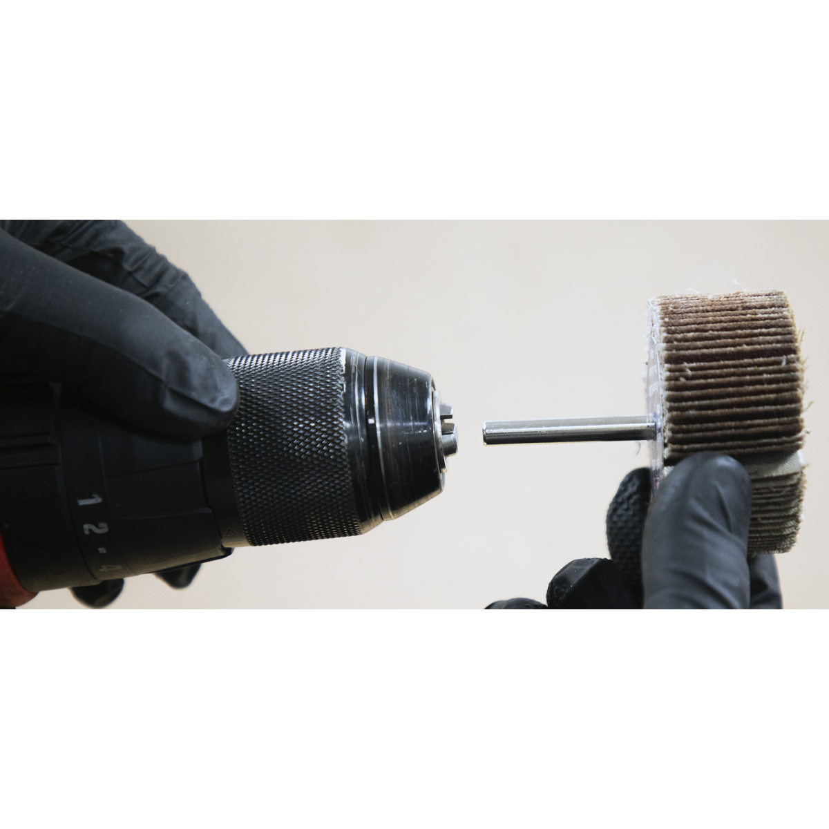 Sealey FW6030ASS 60 x 30mm Abrasive Flap Wheel on 6mm Shaft Assorted Grit - Pack of 5