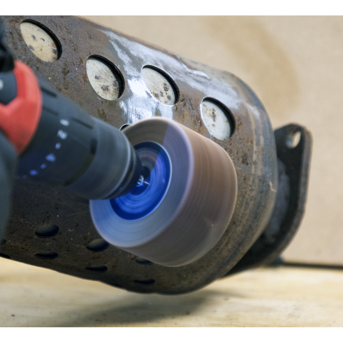 Sealey FW8040805 80 x 40mm Abrasive Flap Wheel with 6mm Shaft 80Grit - Pack of 5