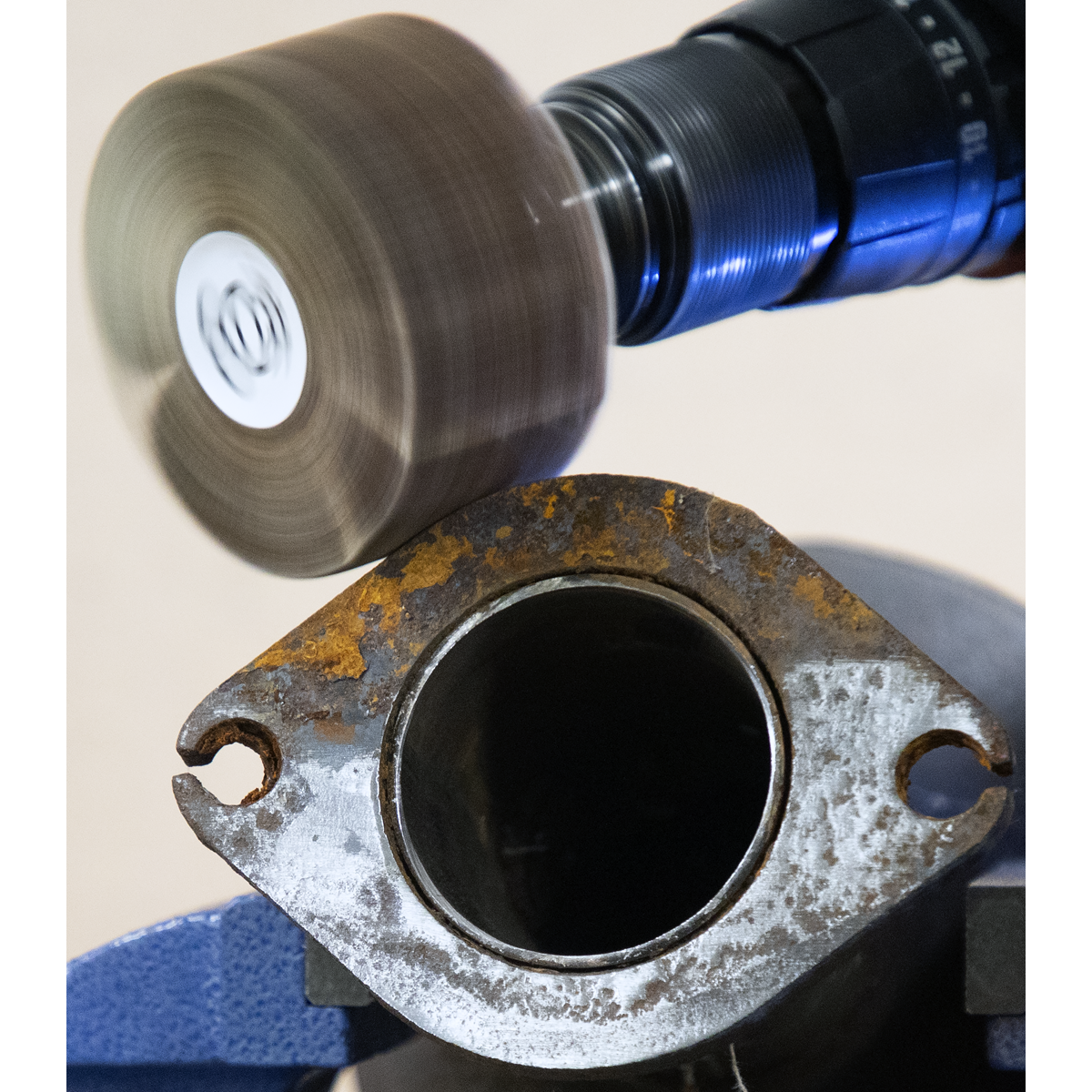 Sealey FW8040ASS 80 x 40mm Abrasive Flap Wheel on 6mm Shaft Assorted Grit - Pack of 5