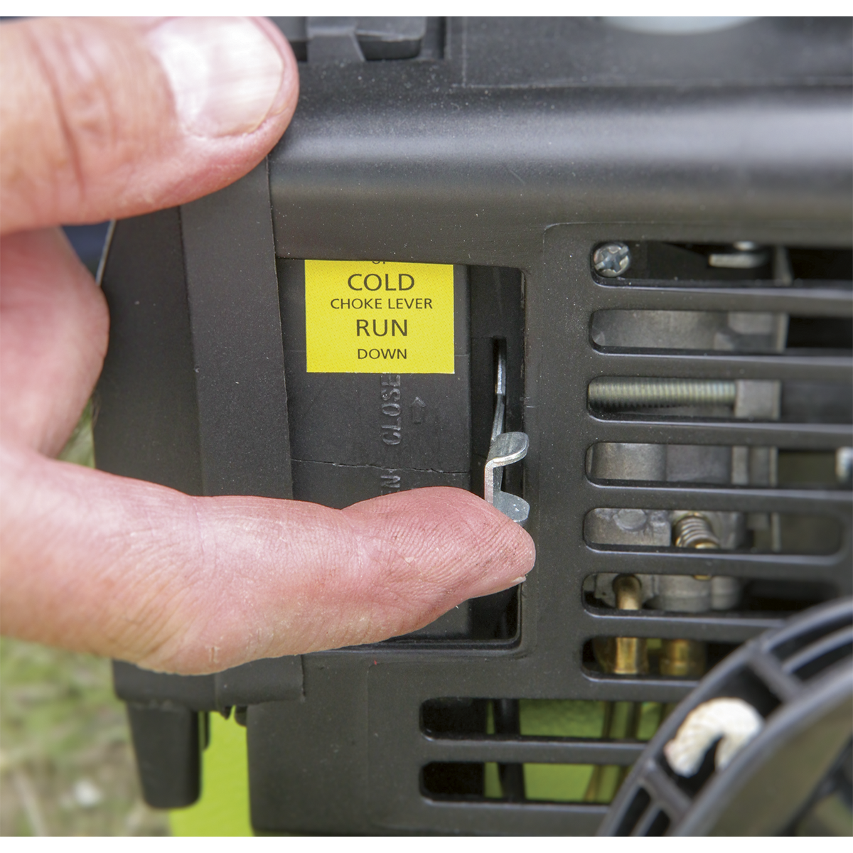 Sealey G1000I 1000W Inverter Generator 2-Stroke Engine 230V