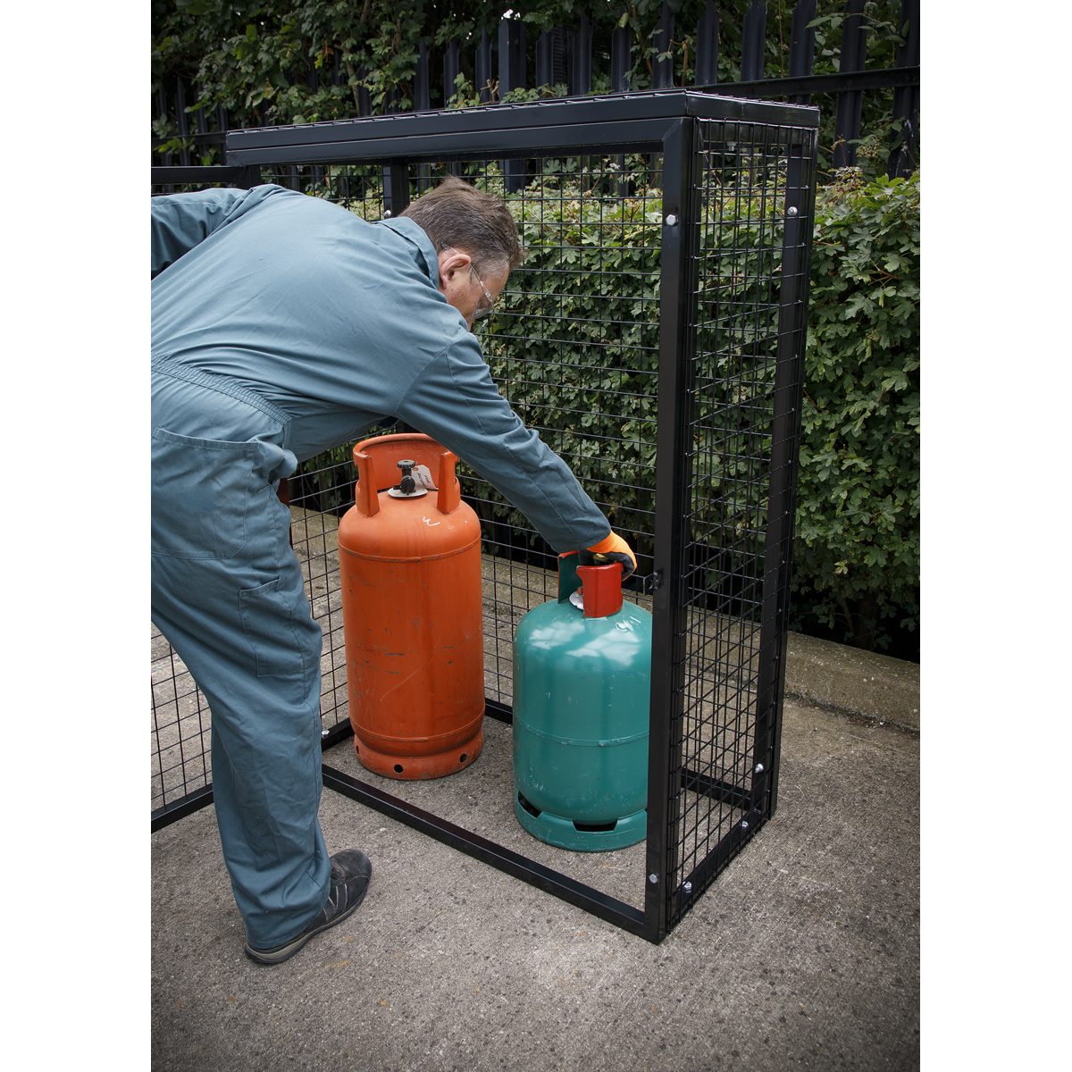 Sealey GCSC247 Gas Cylinder Safety Cage - 2 x 47kg