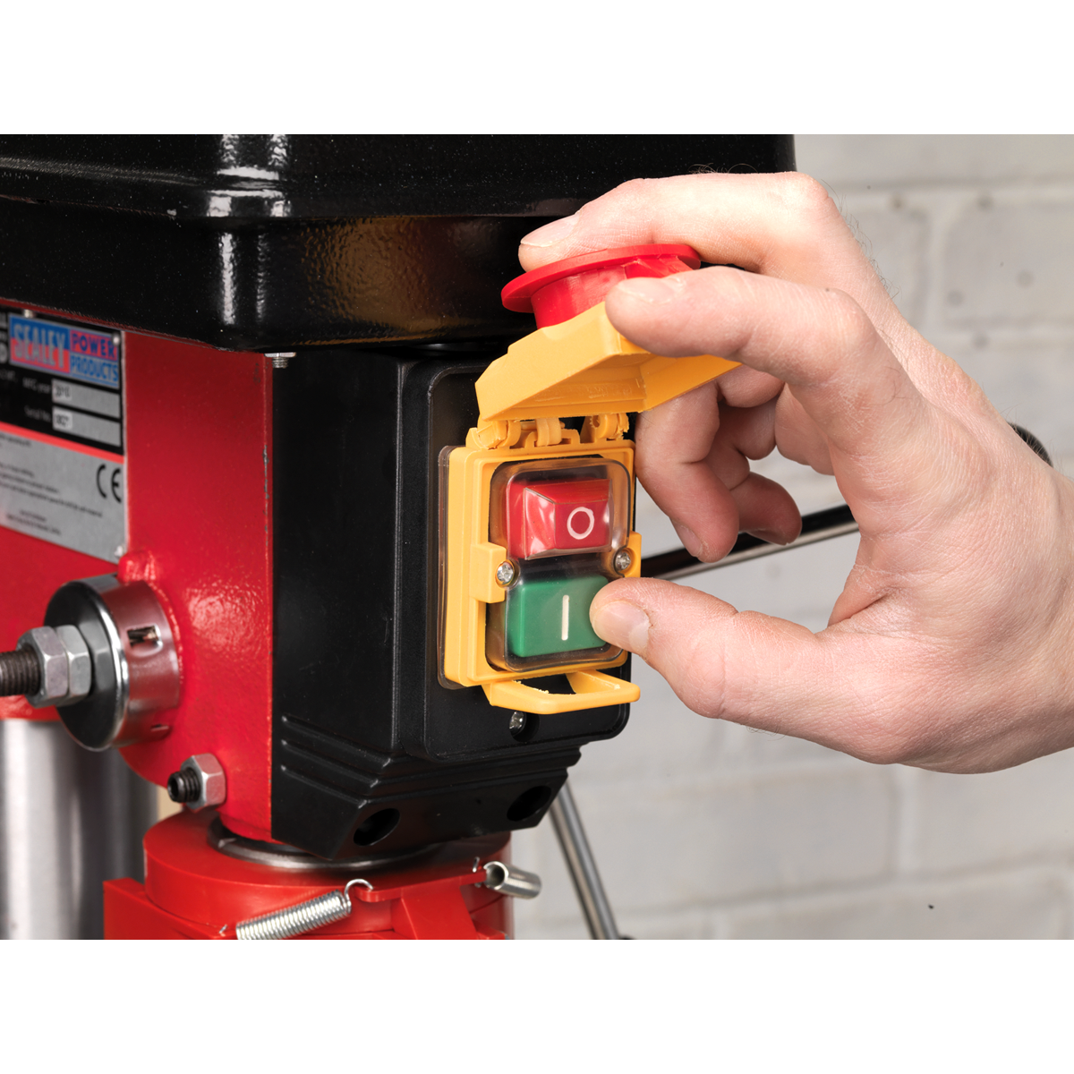 Sealey GDM140F Floor Standing Pillar Drill 12-Speed 370W/230V