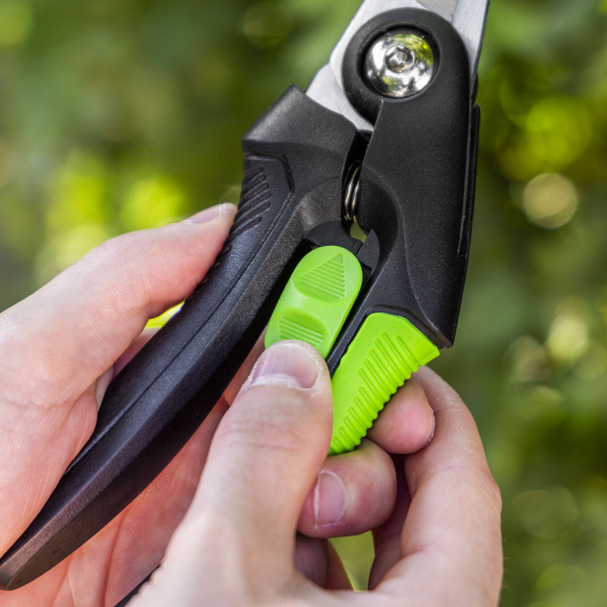Sealey GTSG003 Pruning Snips with Soft Grip Handle & Carbon Steel Blade, 208mm