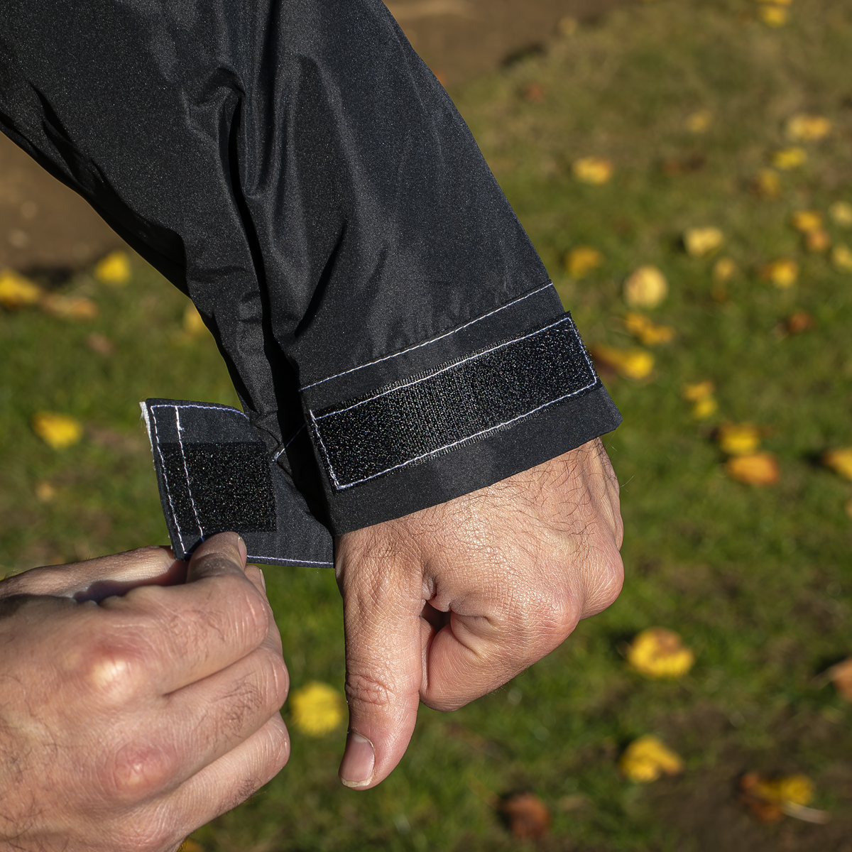 Sealey HJ06KIT 5V Heated Rain Jacket with Power Bank 20Ah - Medium