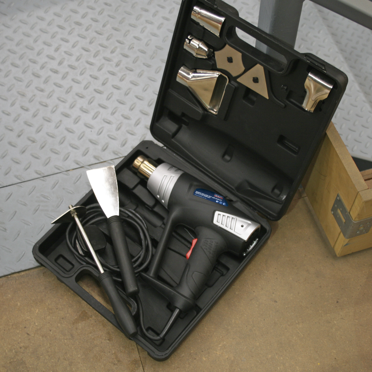 Sealey HS104K 2000W Deluxe Heat Gun Kit with LCD Display 80-600°C