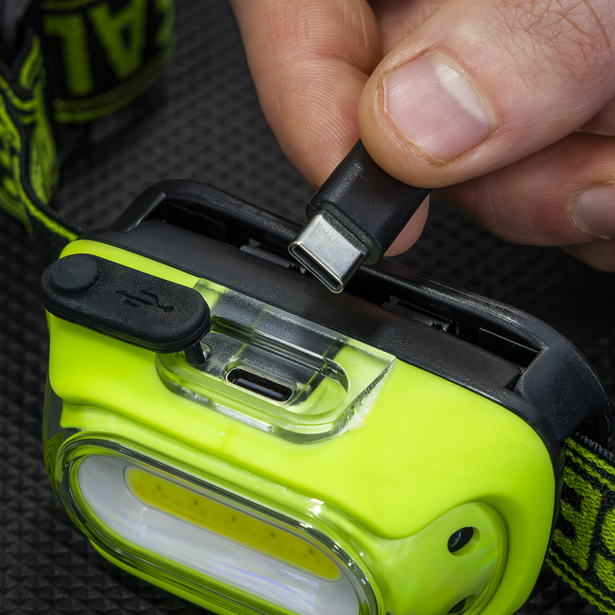 Sealey HT08RG Rechargeable Head Torch with Auto-Sensor 8W COB LED - Green