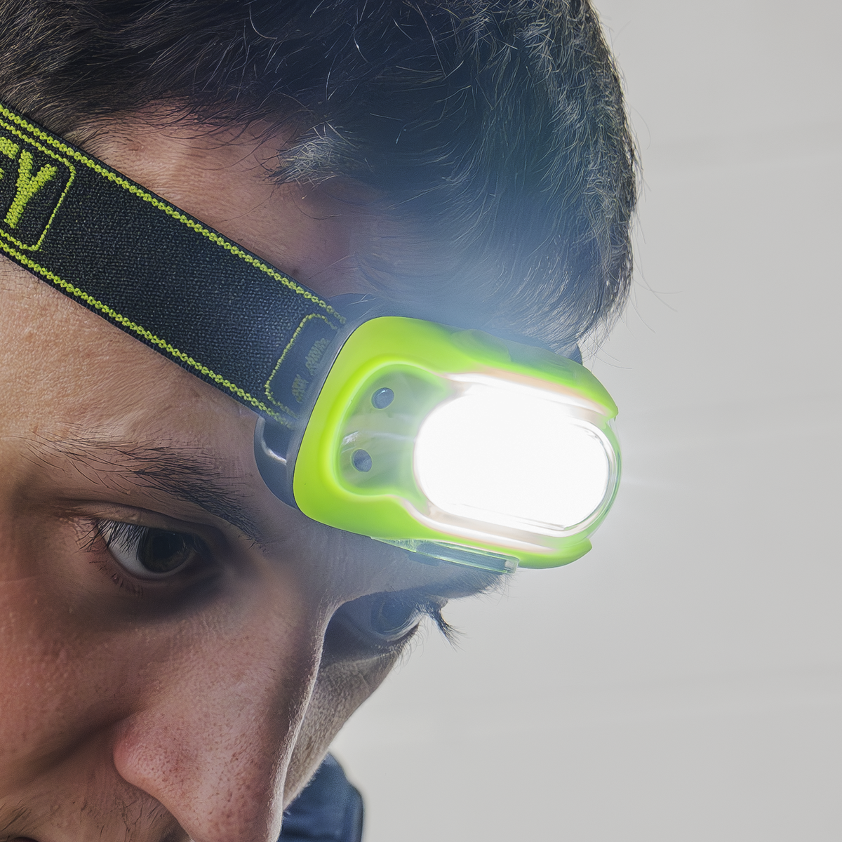 Sealey HT08RG Rechargeable Head Torch with Auto-Sensor 8W COB LED - Green