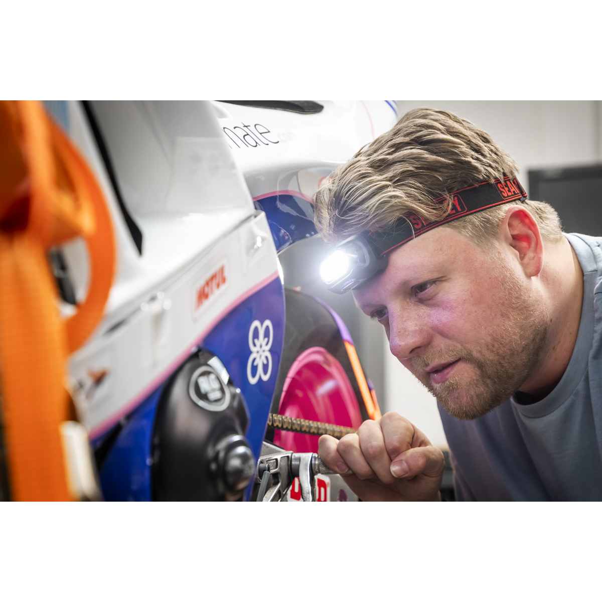 Sealey HT08R Rechargeable Head Torch with Auto-Sensor 8W COB LED