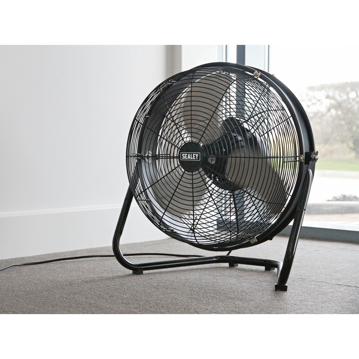 Sealey HVF18IS 18" Industrial High Velocity Floor Fan with Internal Oscillation 230V