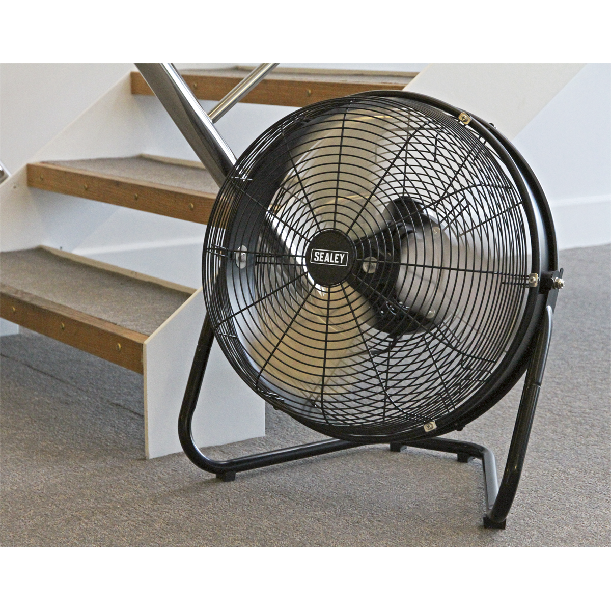 Sealey HVF18IS 18" Industrial High Velocity Floor Fan with Internal Oscillation 230V