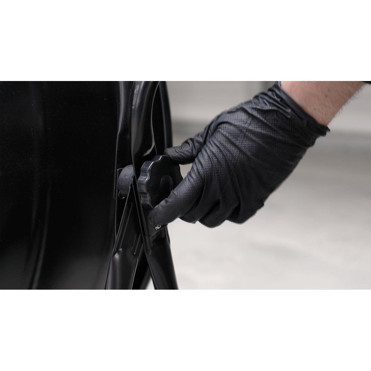 Sealey HVF24S 24" Industrial High Velocity Orbital Drum Fan 230V