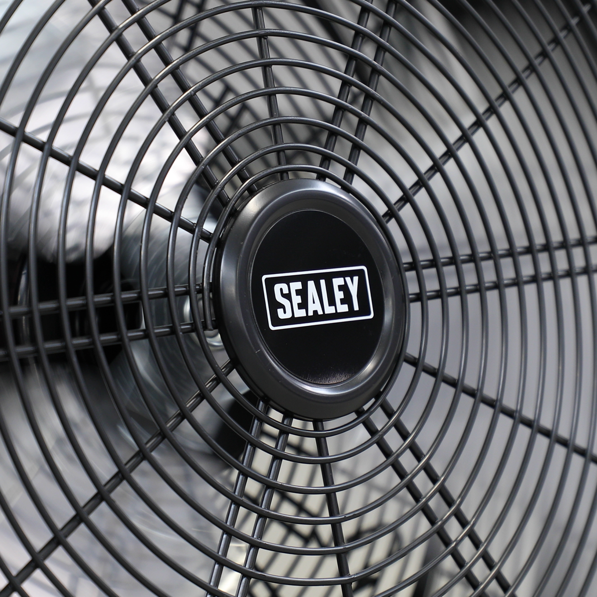 Sealey HVF24S 24" Industrial High Velocity Orbital Drum Fan 230V