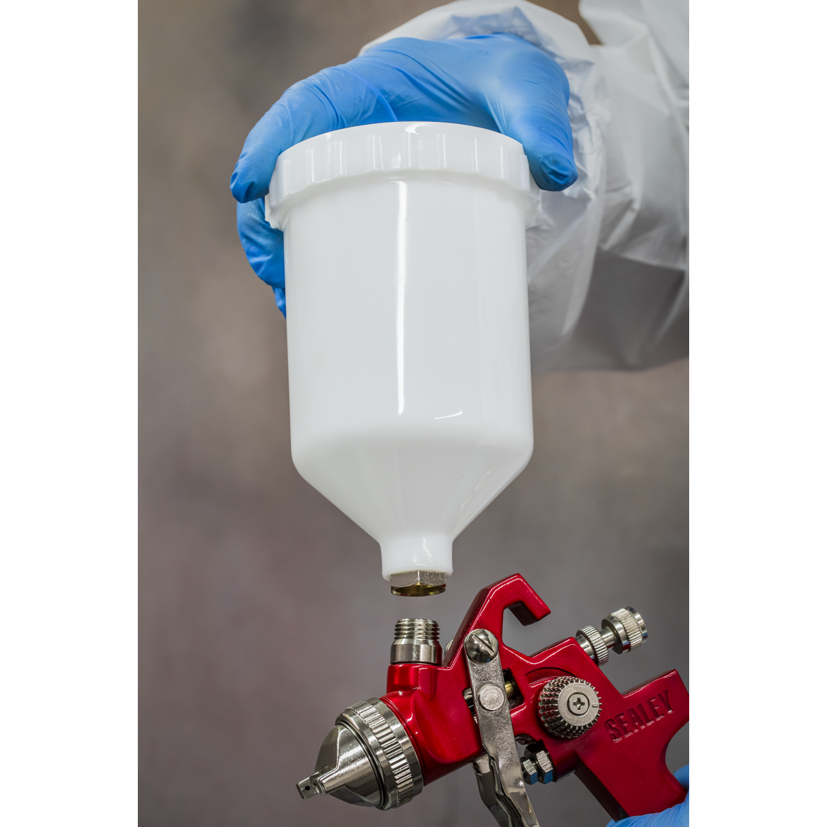 Sealey HVLP742 Workshop Series HVLP Gravity Feed Spray Gun 2mm Set-Up