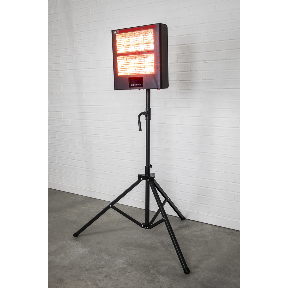 Sealey IR28CT Infrared Quartz Heater with Tripod Stand 1.4/2.8kW/230V