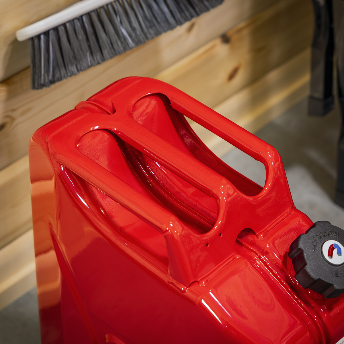 Sealey JC20SCR Screw Cap Metal Jerry Can 20L - Red