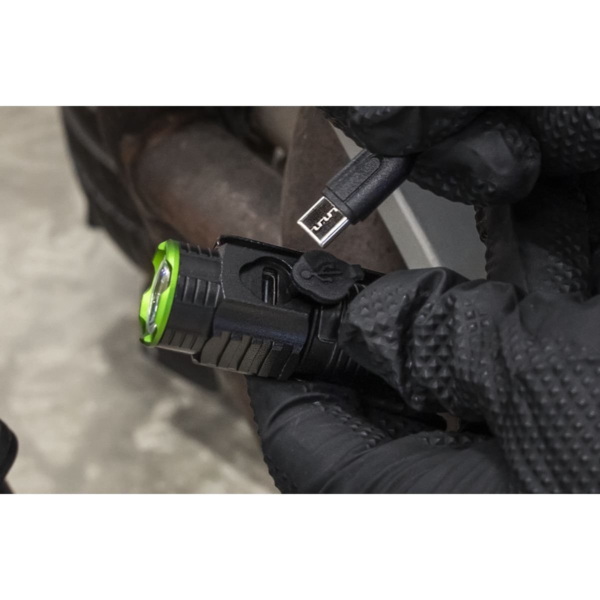 Sealey LED1000SB Rechargeable Super Beam Pocket Light 10W SMD LED