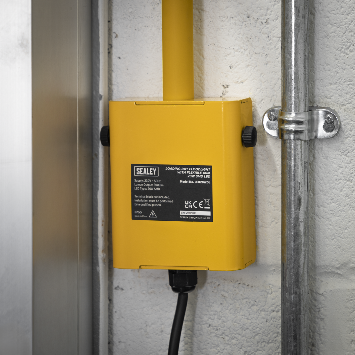 Sealey LED20WDL Loading Bay Floodlight with Flexible Arm 20W SMD LED