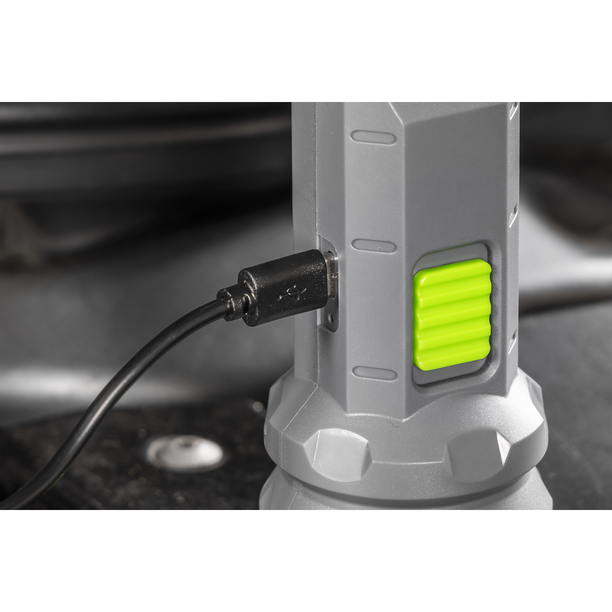 Sealey LED302 Dual Mode Hand Torch 3W & 2W COB LED