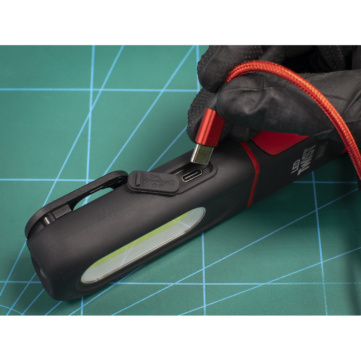 Sealey LED317 LED Twist® Rechargeable Inspection Light 3W COB & 3W SMD LED